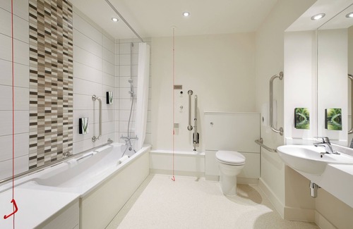 Hoxton West Hotel | Premier Inn London City - Old Street