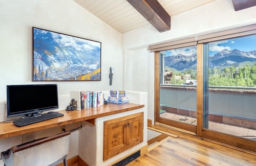Mountain Village Apartment | Premiere 2 Bedroom Luxury Penthouse at The Peaks Resort Telluride