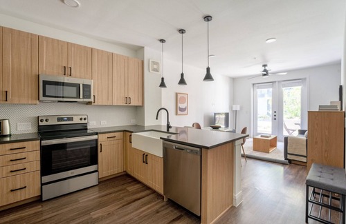 Hancock Apartment | Premium Central Austin 1BR w/Pool, Gym & W/D, nr U. Texas, by Blueground