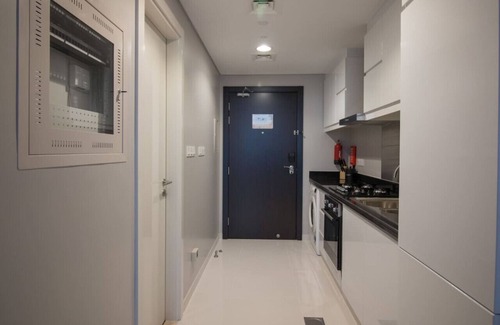 Dubai Apartment | Premium Studio with Beautiful Golf Course View