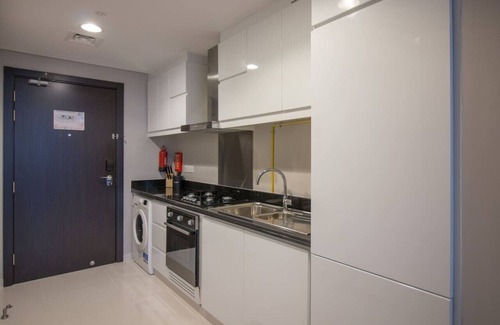 Dubai Apartment | Premium Studio with Beautiful Golf Course View