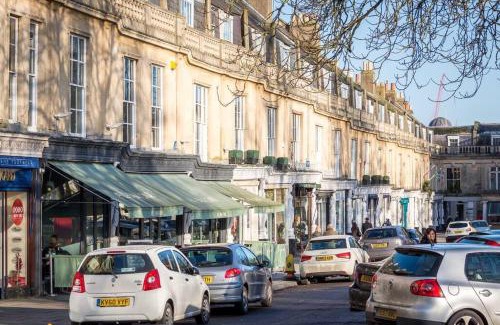 Cheltenham Apartment | Prestbury Road