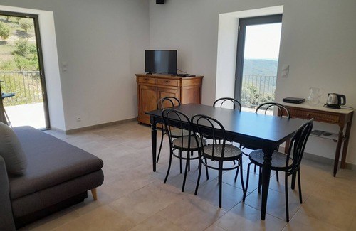 Lentilleres House | Pretty house in southern Ardèche with view, in Cévennes hamlet
