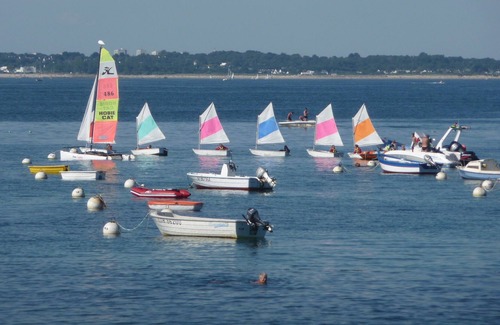 Groix House | Pretty house located 300 meters from the beach of Port Melite and 20 minutes from the town