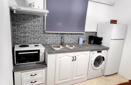 Ag. Georgios Villa | Pretty Villa X 6 Close To The Sandy Beach On Corfu Island