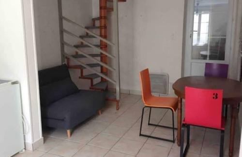 Locmaria House | Pretty village house 350 meters from the beach