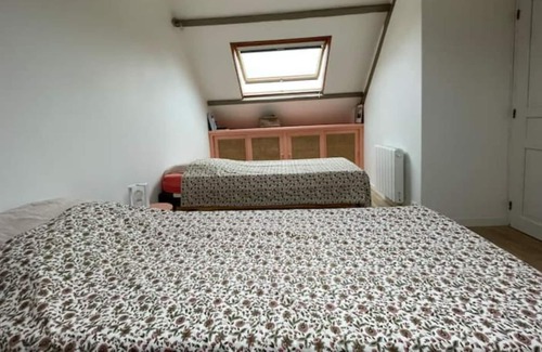 Locmaria House | Pretty village house 350 meters from the beach