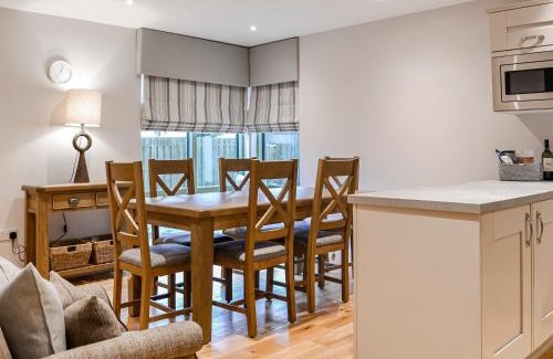 Linlithgow House | Pride Of Erin - Uk45929