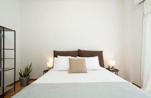 Neapoli Apartment | Prime 3-BR Exarcheia Abode
