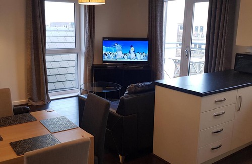Dartford Apartment | Prime Dartford high rise apartment