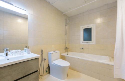 Dubai Marina Apartment | Prime Location Huge One Bedroom Dubai Marina