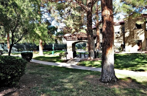 Enterprise Condo | Prime Location Near Shops, Dining, Bars like Stoneys and Enterntainment