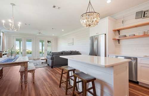 Old Town House | “Prime Location” New Beachfront 3 Bedroom on the BEACH in downtown Bay St Louis