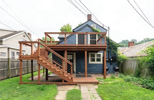 Chillicothe House | PRIME Location - Top Rated - Free Parking - CLEAN