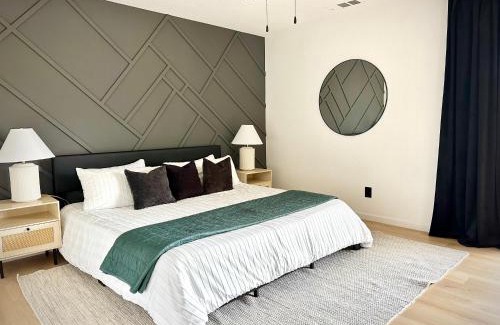 Oakhurst House | Prime location Yosemite Expedition by Casa Oso