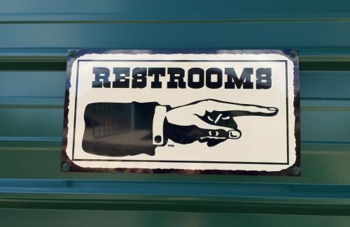 Monticello House | Primrose Cabin Glamour Camping, Hot showers, Stunning Night Sky