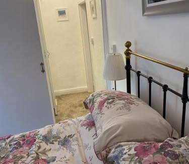 Litton House | Primrose cottage