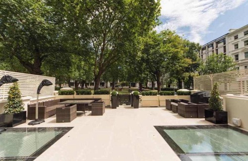 Queen's Gate Apartment | Princes Gate (PG415)