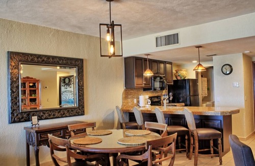 Puerto Penasco Condo | Princesa -ExperienceRockyPoint- Oceanfront PoolBar