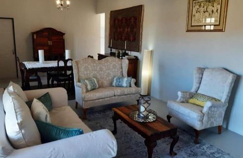 Plathuis Apartment | Prinspoort Klein Karoo Stay