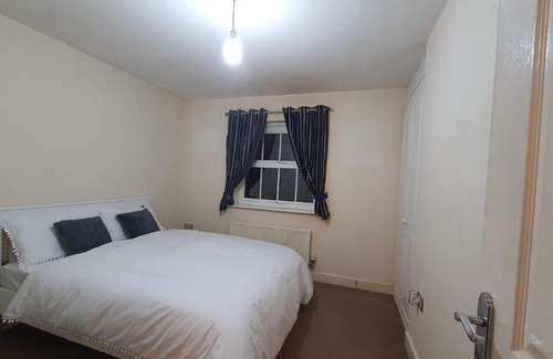 Greenhithe Apartment | Pristo's Place Greenhithe