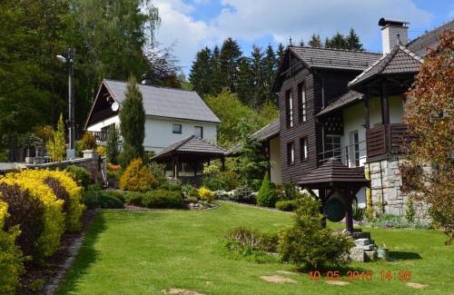 Velke Losiny House | Privat Pod Skalkou