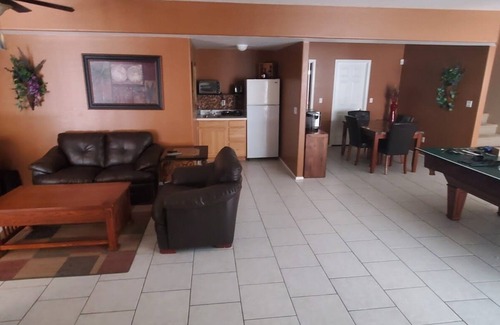 East Mesa House | Private 2bdrm 1ba 1500 SQFT Walkout Basement Available Short/Long Term