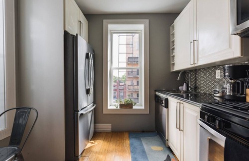 Park Slope Apartment | Private 3BR apartment in prime Park Slope, Brooklyn. Beautifully renovated!