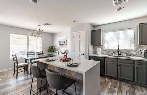 Avondale House | Private 3BR Oasis | Patio, Pool & Firepit