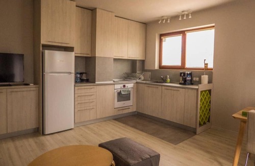 Trakata Apartment | Private Apartment in Cypress Complex 12