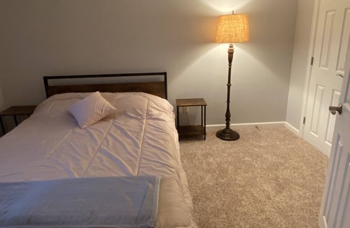 Parkborough House | Private Basement - BlueCardinal