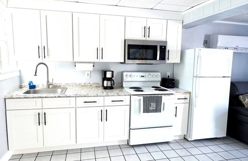 Pass-a-Grille Condo | Private Beach access Rated #1 in Florida/Pets welcome with fee