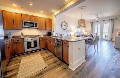Santa Rosa Beach Condo | Private Beach Access - Beautiful 2BR Redfish Village Condo @ Blue Mountain Beach