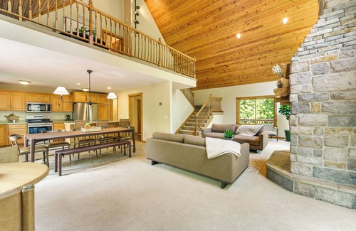 Amery House | Private Boat Dock: Lake Wapogasset Retreat!