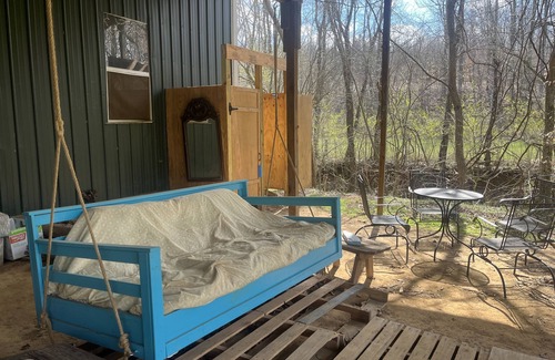 Waverly RV Rental | Private Campsites on scenic Homestead