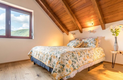 Gloggnitz Ski Chalet | Private chalet with a real Russian banya in the Viennese Alps