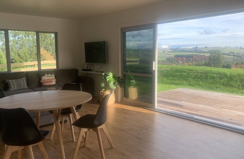 Wairakei House | Private Country Cottage