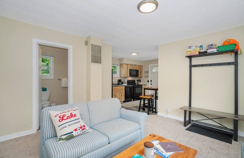 Bear Lake House | Private dog-friendly hideaway w/Free WiFi & firepit - close to Crystal Mountain