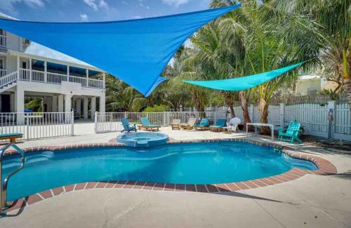 Cudjoe Key Villa | Private Estate Pool Ocean View 20 minutes to Key West