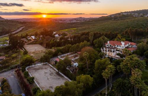 Escondido House | Private Estate w Pool Hot Tub Tennis Court Near Encinitas The Ranch by AvantStay