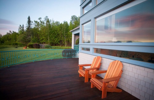 Jefferson House | Private Family-Friendly Mountain Retreat, 30 Acres, Panoramic View, Fire Pit