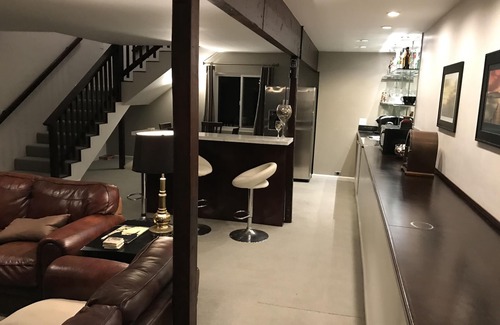 Vista House | Private family staycation house with 5 bedrooms
