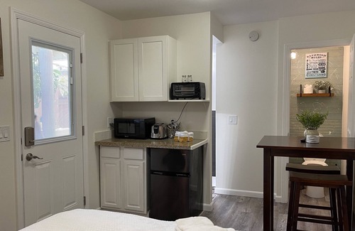 Oxnard Apartment | Private Guest House for one/two -by The Collection