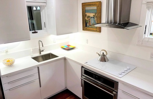 Carlsbad Cottage | Private Guest house in Luxury Villa on the beach!