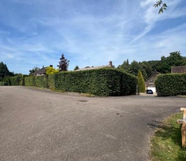 Cobham House | Private Guest House with full kitchen living room and utility room Completely Separate from the Main House