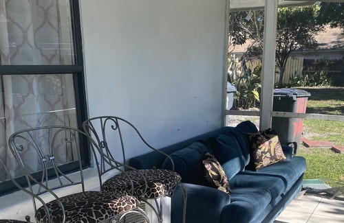 Lake Worth House | Private Hideaway!