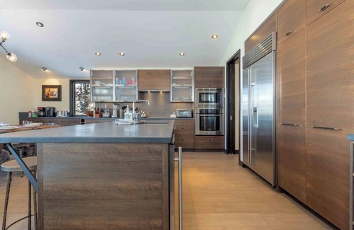 Telluride House | Private Home in Ski Ranches by InvitedHome | Hot Tub, MV Ski Parking, Lounge