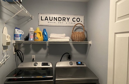 Red Bud House | Private Home, quiet neighborhood, So. IL, close to St. Louis