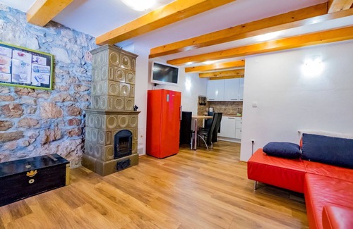 Bilice House | Private house with garden, small pool, air conditioning, washing machine and parking space