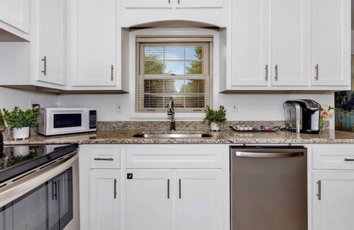 Huntsville House | Private In-law suite in upscale neighborhood